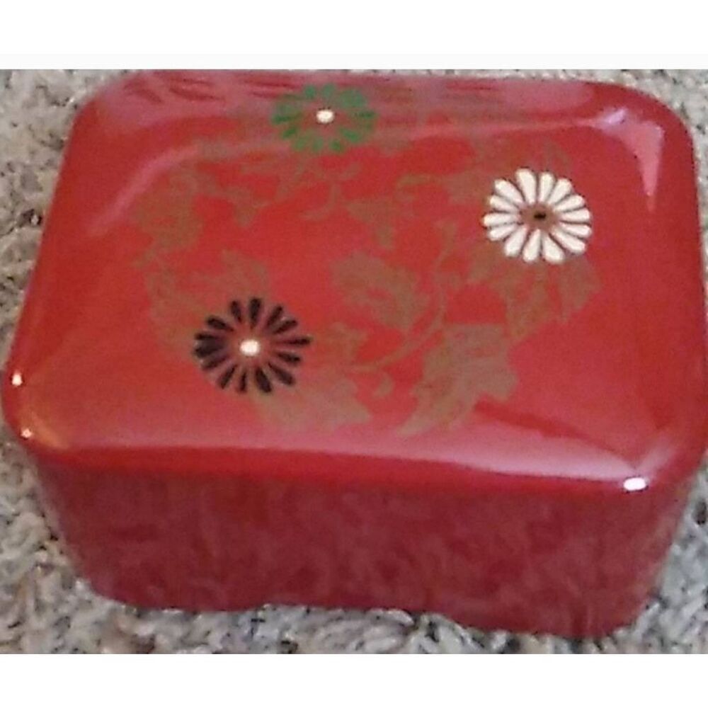 Red lacquered trinket, jewelry, bento box 5×4×4" floral decoration